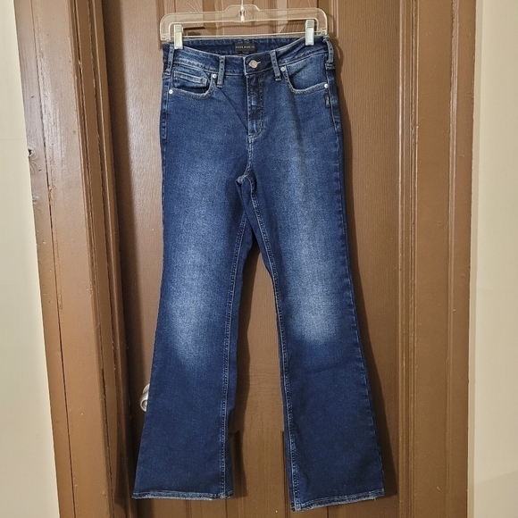 Silver jeans Infinite fit boot cut leg faded medium wash jeans - Picture 3 of 12